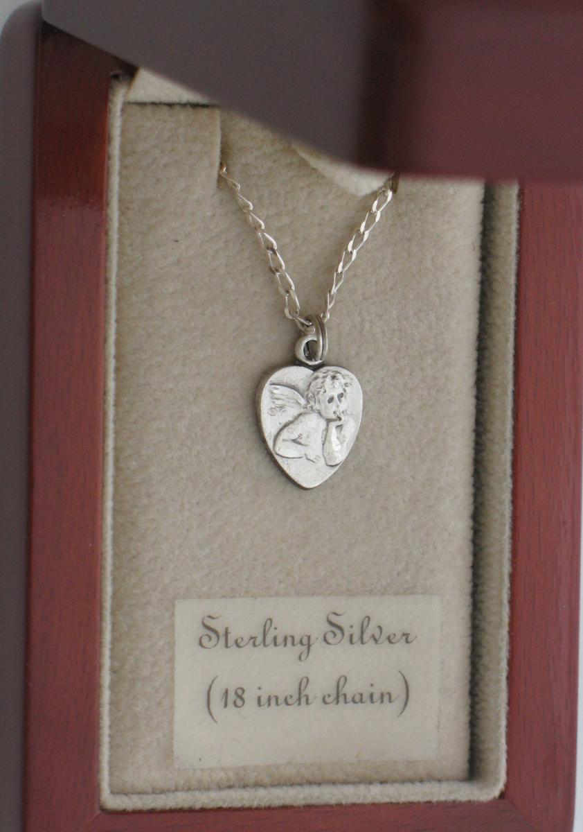 Cherub Heart - Sterling Silver Pendent with Chain