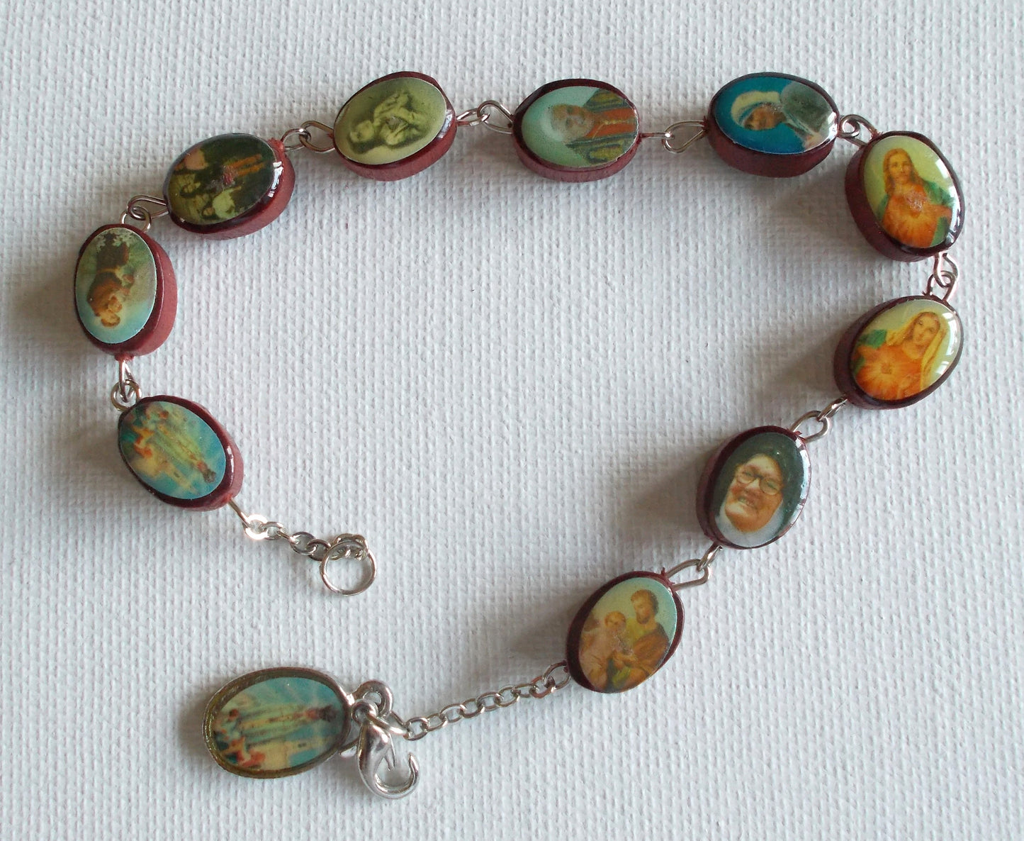 Fatima Bracelet With 10 Beads with Saint Images.