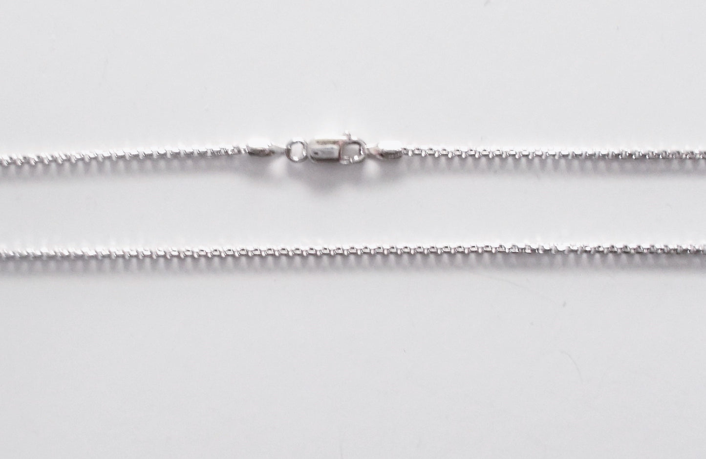 Rounded Box Rhodium Plated Sterling Silver Chain - 22"
