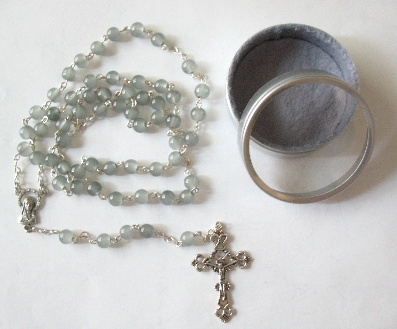 Grey Chain Rosary in Bonus Felt-lined Tin
