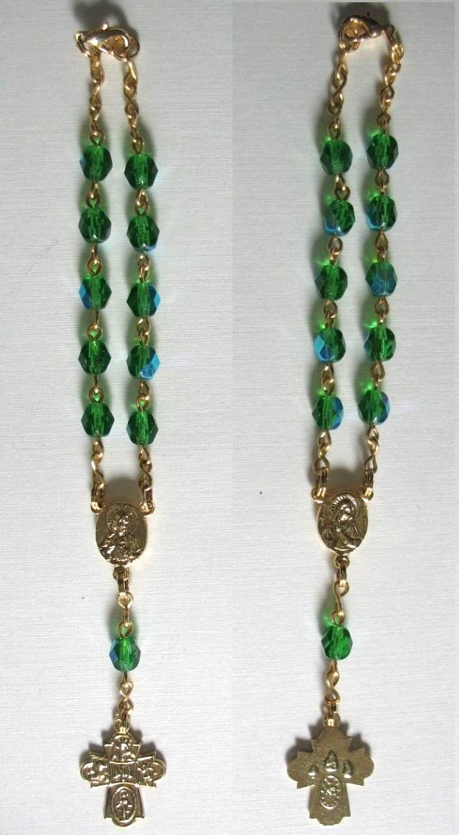 Car Rosary - Chain with Green Aurora Borealis Glass Beads