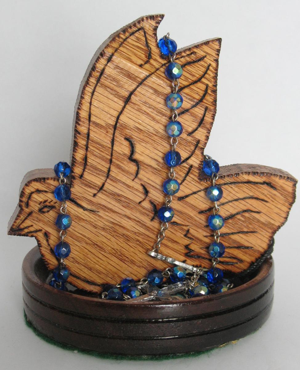 Dove Wood Rosary Holder